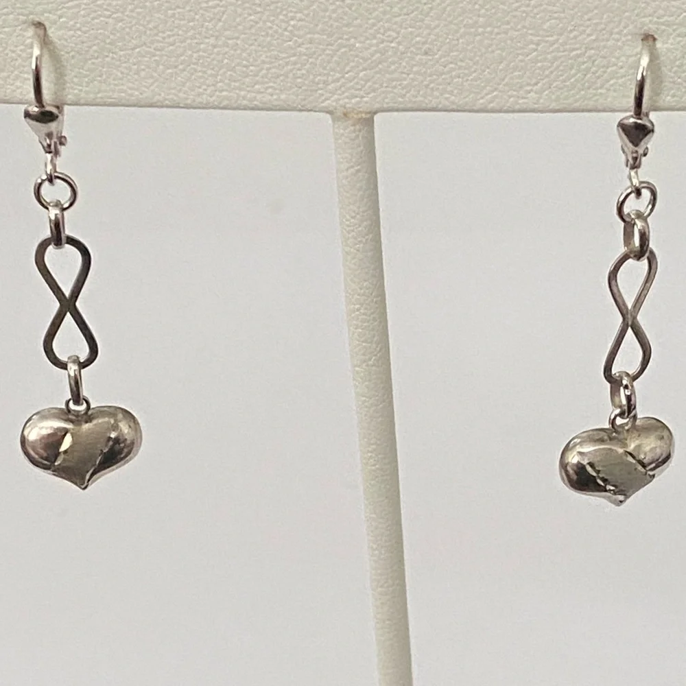 🤍925 Sterling silver heart infinity hoop earrings